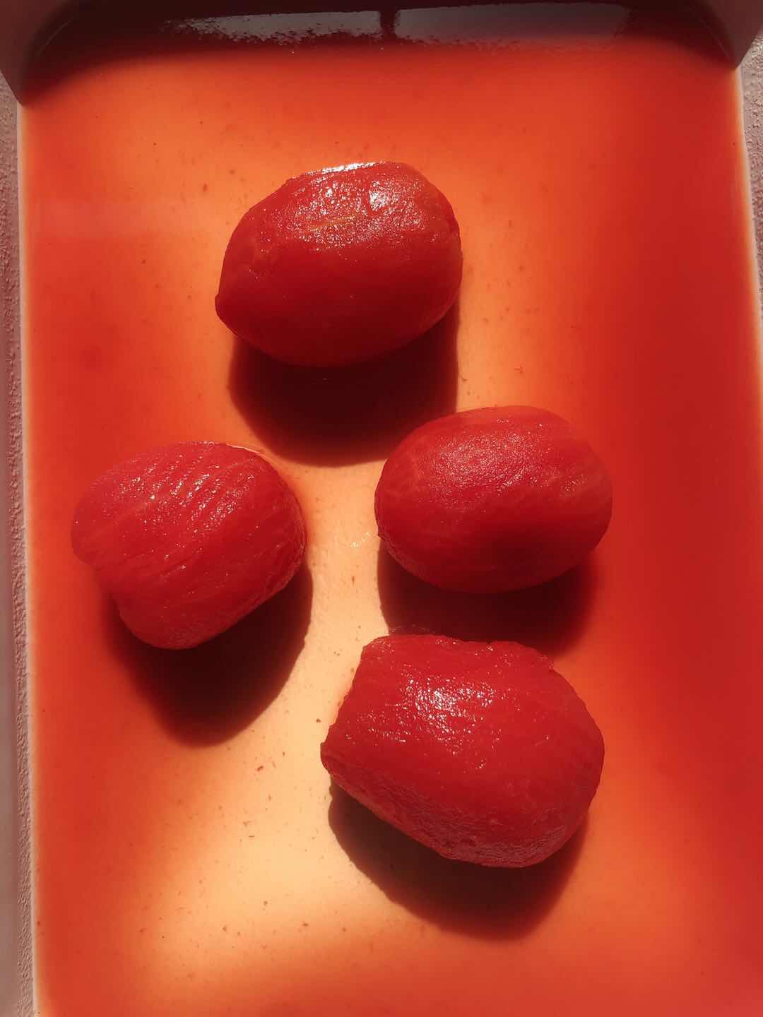 Целые очищенные помидоры-помидоры 400г